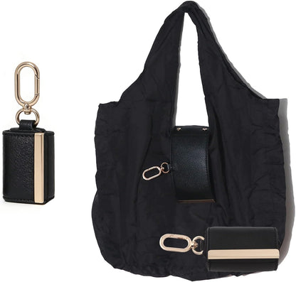 🛍️ Foldable Tote Bag Keychain – Compact, foldable, and easy to carry. Clip it to your keys, bag, or belt and unfold it whenever you need extra storage.