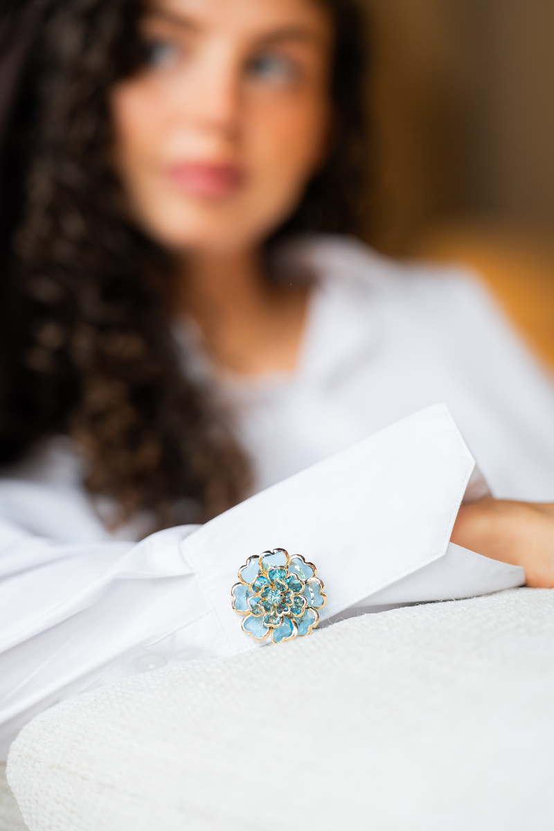 🌸 Rhinestone Flower Button Covers – Elegant Floral Cufflink Clips for Men & Women