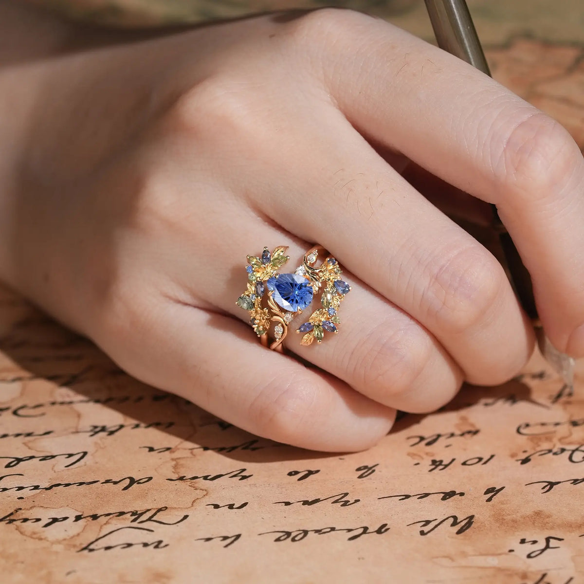 EverBloom™ Blue Crystal Floral Ring – The Gift She’ll Remember